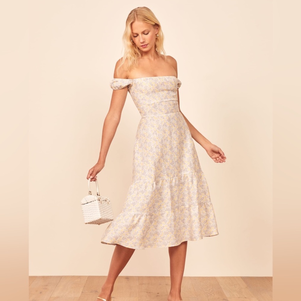 Reformation off the shoulder Toulouse dress in floral print. Size 6. Like new.